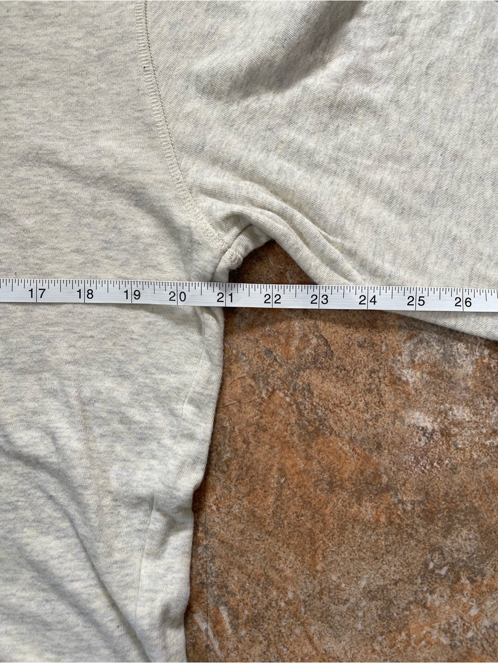 Todd Snyder Double Weave Henley in Grey Heather - Picture 5 of 7